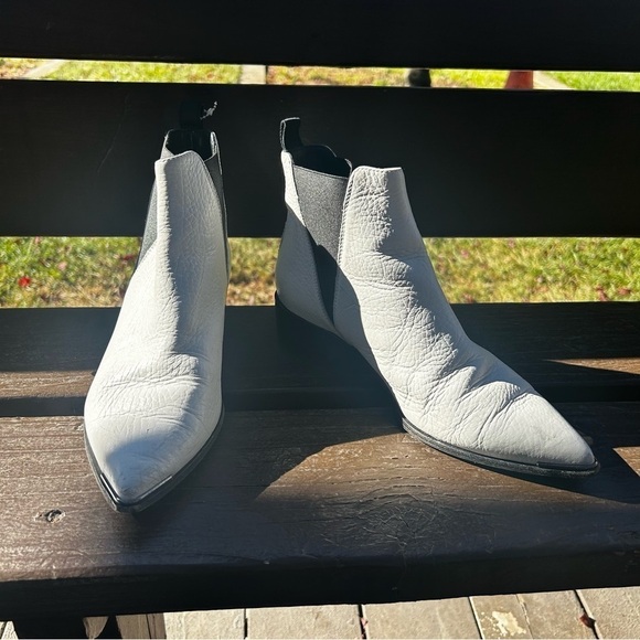 Acne studios Jensen white leather Chelsea boot - Picture 2 of 10